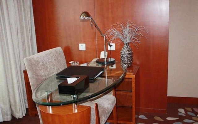 Peoples Grand