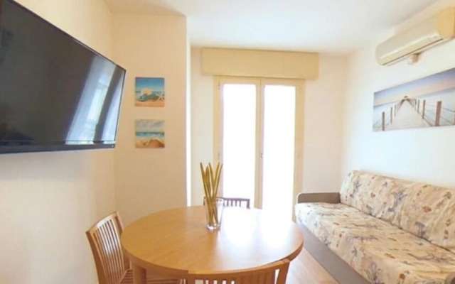 Cozy Central Flat 150mt From the Beach