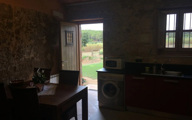 Masia Can Oller by Checkin