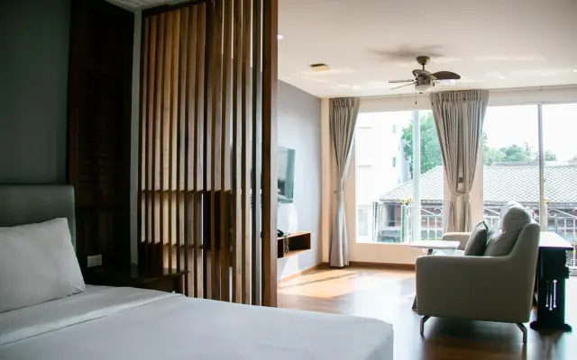 Lamphu Tree House Boutique Hotel
