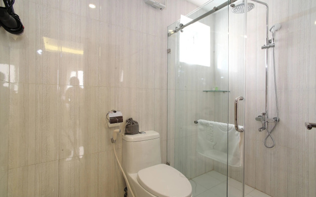 Golden Legend Diamond Hotel	
