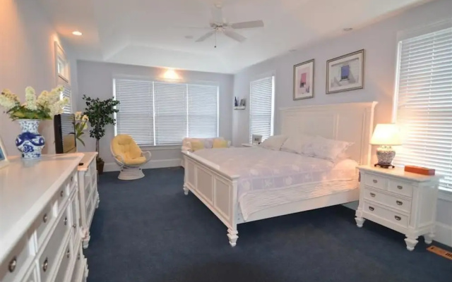 Blue Lagoon 4 Bedroom Home