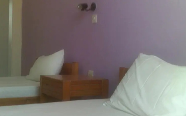 Anthonys Kavos Hostel House