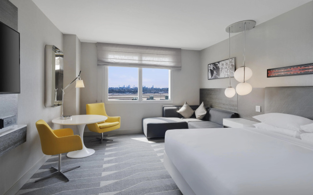 Hyatt Regency Los Angeles International Airport