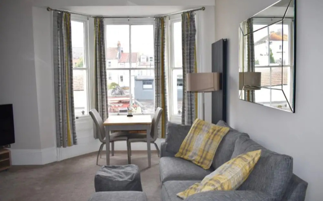 2 Bedroom Apartment in Seven Dials