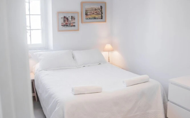 Riverside Central Colon Penthouse