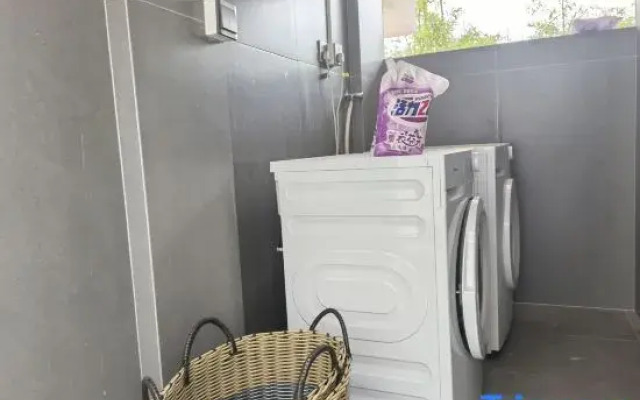 Story and His Courtyard Aesthetic Homestay (South Gate of Donglin Temple Pure Land Garden Branch)