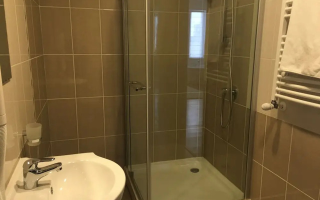 GIA Suites