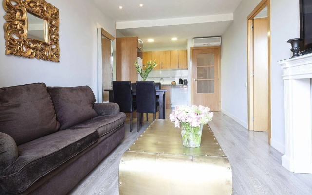 Grandom Suites