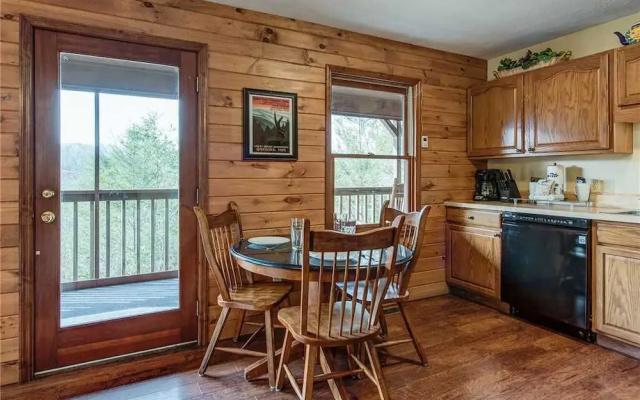 Annie's Smoky View by Jackson Mountain Rentals