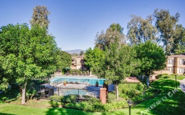 Отель Rowland Heights Herly Apartment США, Роленд-Хайтс - отзывы, цены и фото номеров - забронировать отель Rowland Heights Herly Apartment онлайн вид на фасад