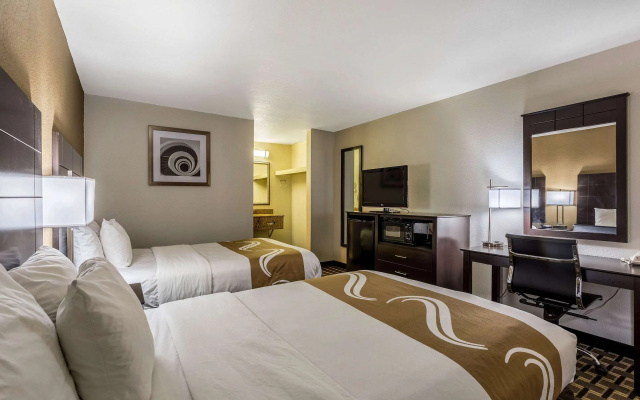 Quality Inn Tupelo Central