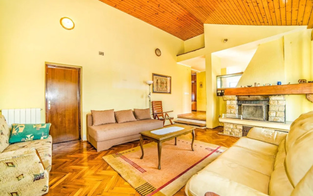 Apartment Belušić / Three Bedrooms A1