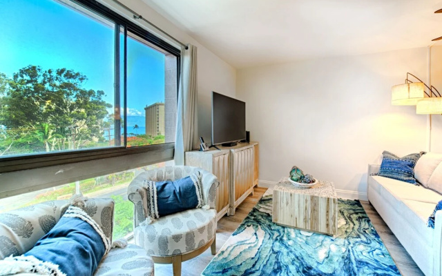 Penthouse 701 Condo