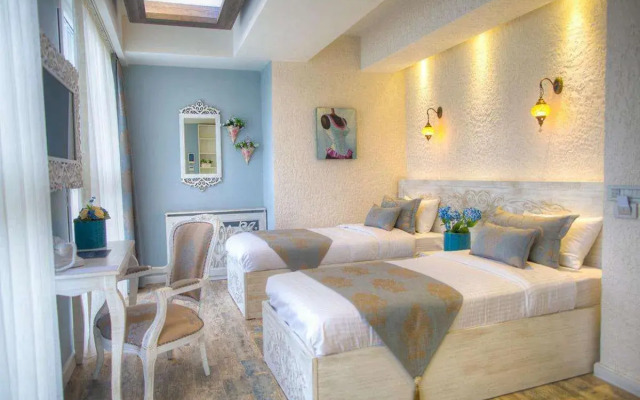 Elegance Asia Hotel
