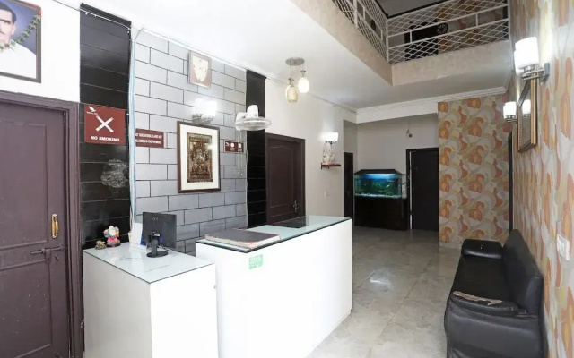 OYO Rooms Opp Global Foyer