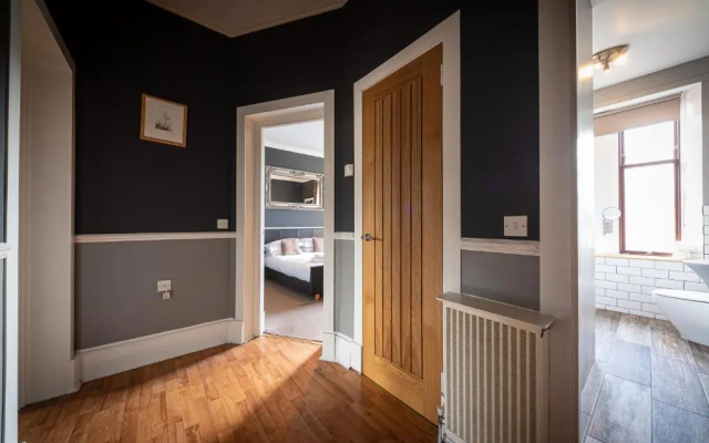 Cairn Dhu Apartment