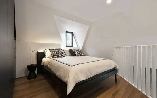 New York Style Loft in Darlinghurst