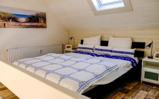 Beautiful Apartment in Bruinisse With 1 Bedrooms and Wifi