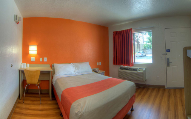 Motel 6 Orlando, FL - Winter Park