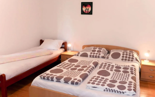 Mirjana (LBN312) 22664