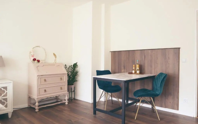 GATSBY Apartment