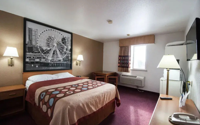 Super 8 by Wyndham Wenatchee