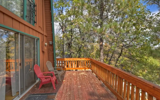 070 Tree Top Cabin