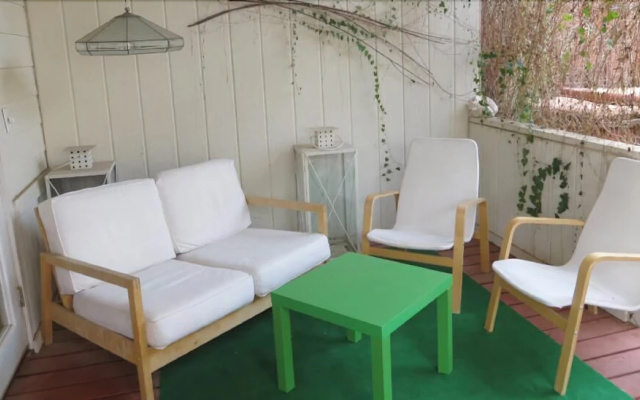 Zenyard Guest House