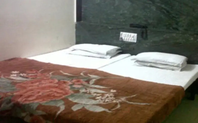 Hotel Bhabha