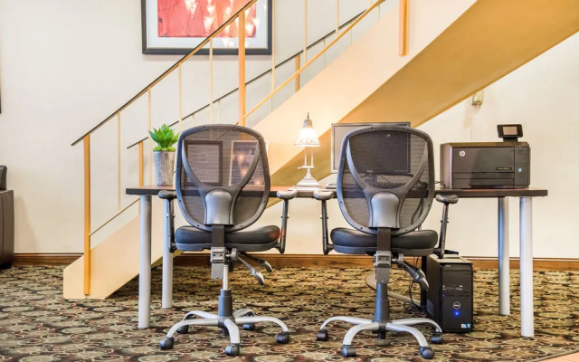 Holiday Inn Eau Claire-Campus Area/I-94