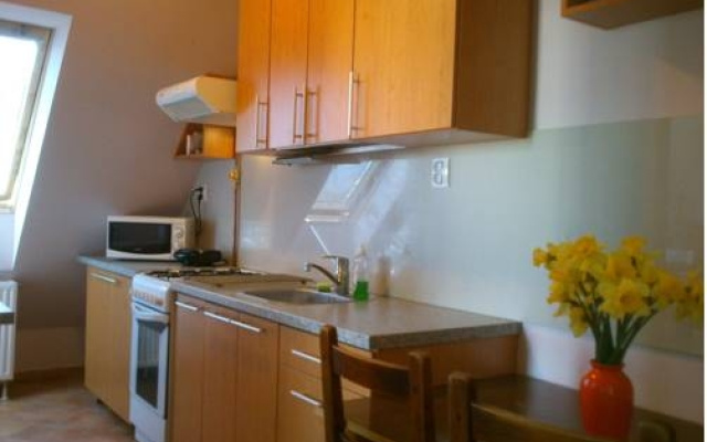 Róna Apartman
