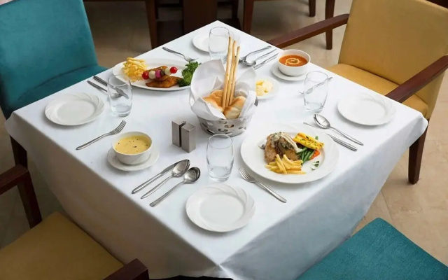 Royal Homestay Shimla by Goroomgo
