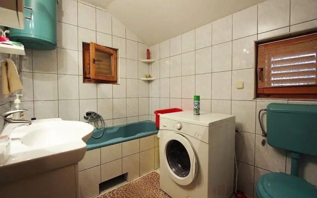 Šera - 50 m From Beach - A3