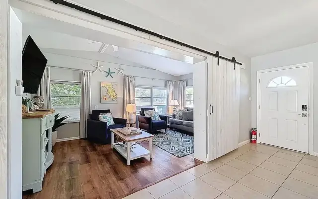 Largo Pool House and Firepit