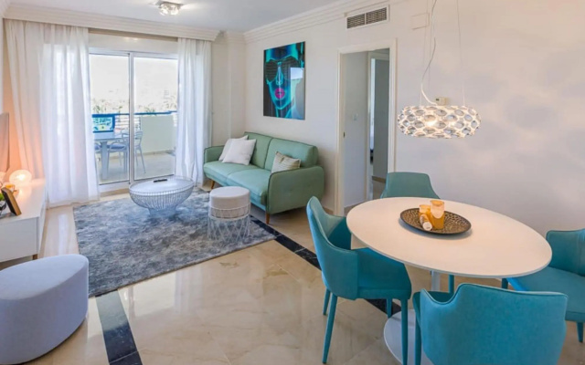 First line beach apartment 318