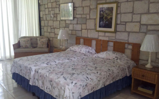 Frenchman's Cove Resort