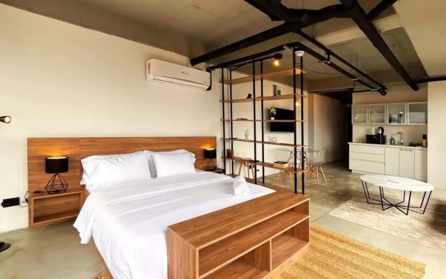 Trendy Loft With Balcony in Laureles