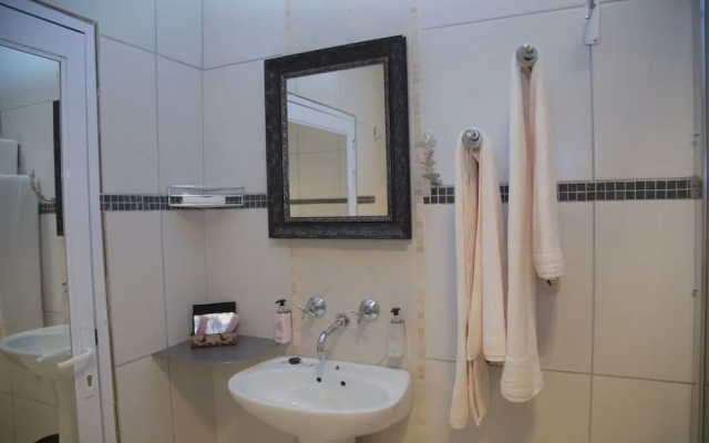Xaviera Guest House