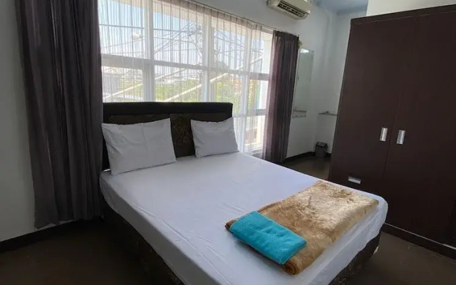 Si Jalak Guest House by ARBA