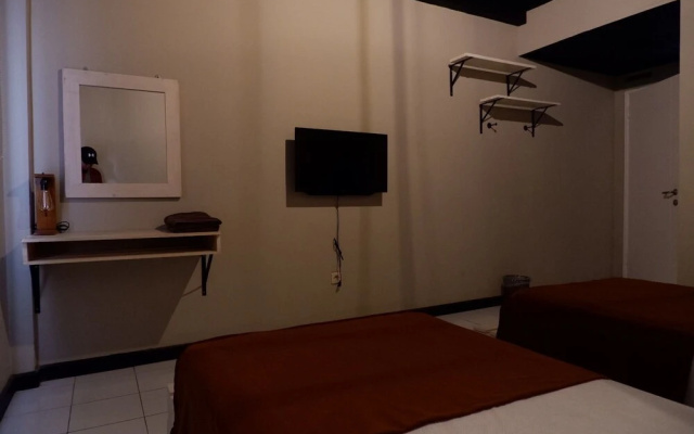 Home at 33 B&B
