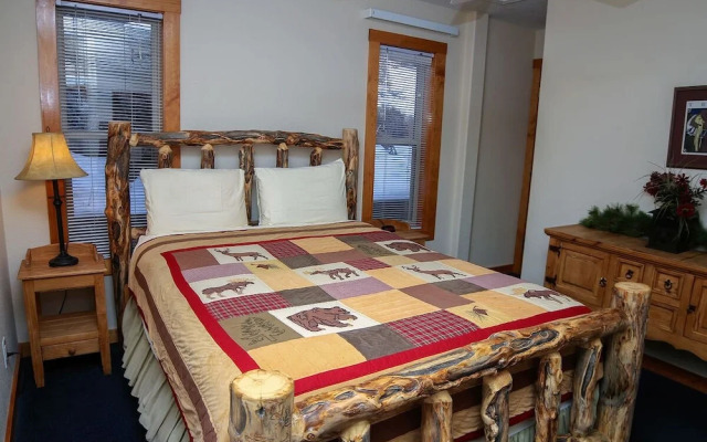 Timber Creek Chalets: 9