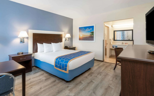 Days Inn by Wyndham Grants