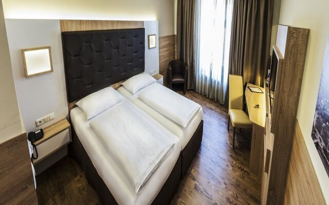 Отель Goldeness Theaterhotel Зальцбург комната для гостей