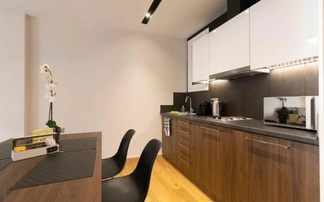 TONI'S Cute 2BD Apartment in Koukaki!