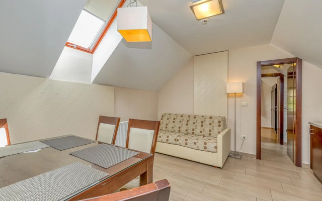 Pool Villa Silva Marija - App 307
