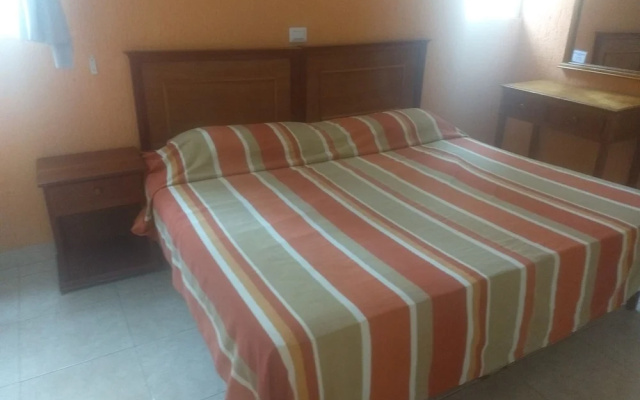 OYO Hotel Casa Regina