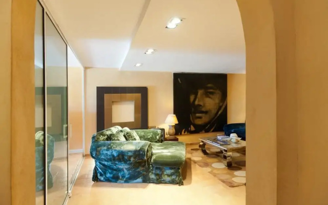 Casa Primera Línea de Mar Cala Balmins