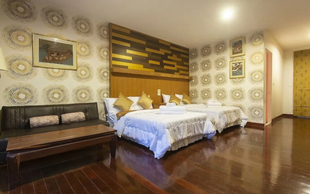 December Villas And Spa