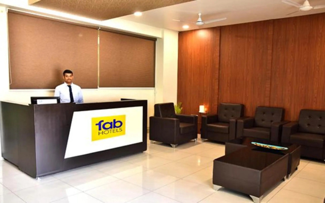 FabHotel Eminent Suites